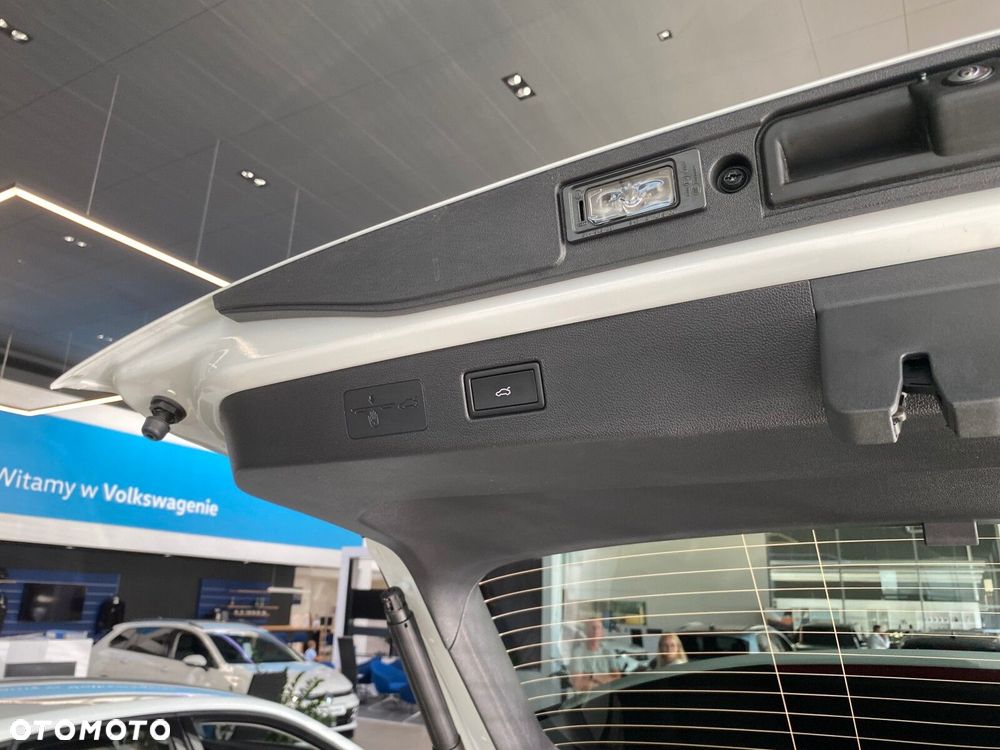Volkswagen T-Roc 1.5 TSI Style DSG - 8