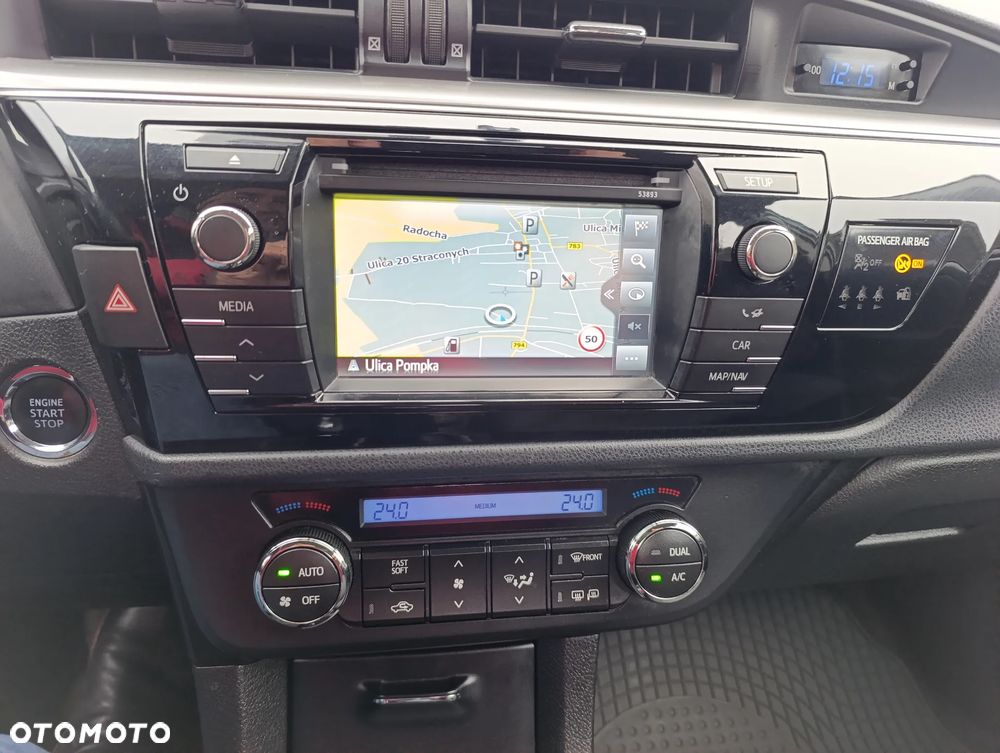 Toyota Corolla 1.6 Premium + - 34