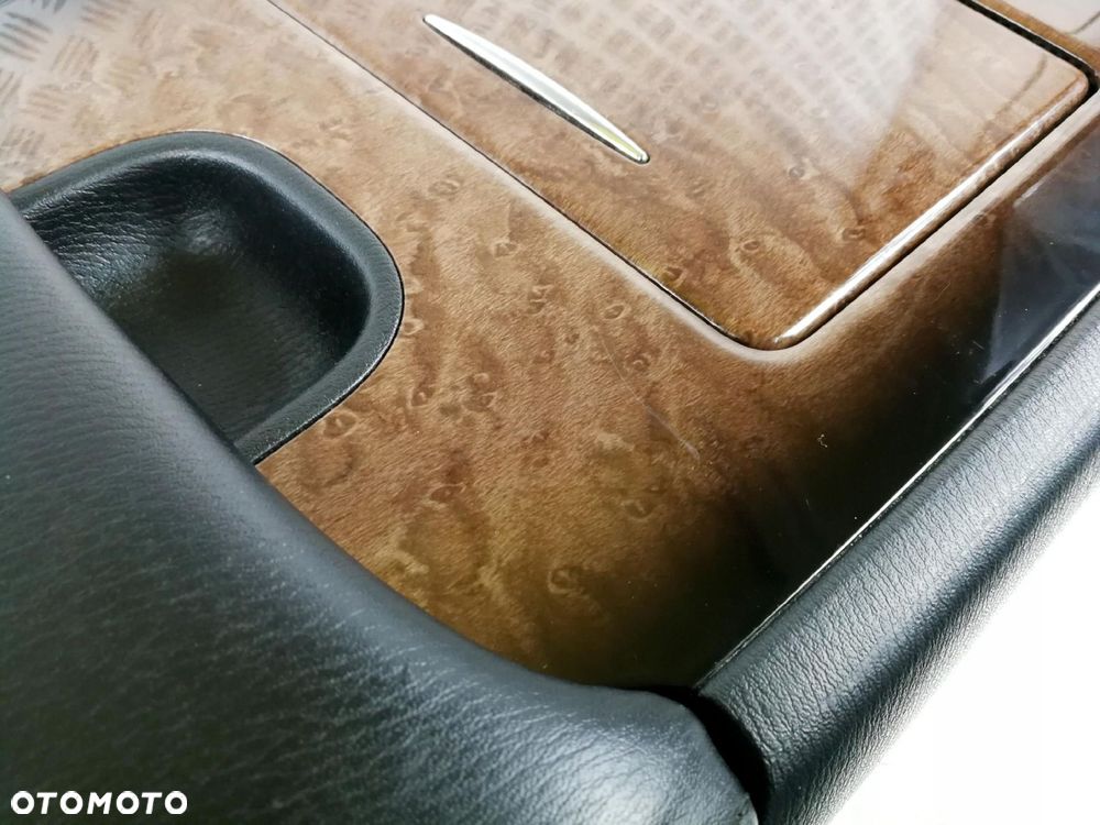 tunel środkowy schowek tapicerka INFINITI QX80 - 13