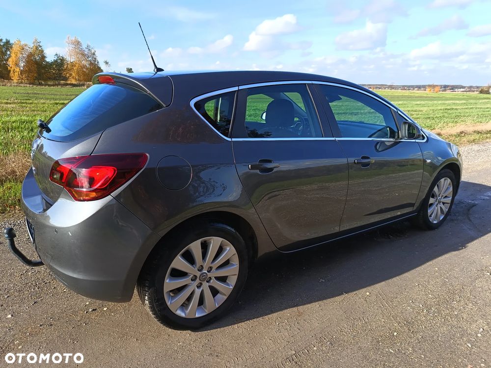 Opel Astra IV 1.4 T Cosmo S&S - 15