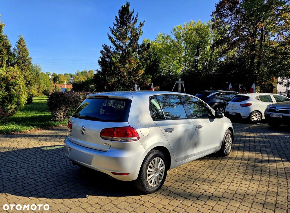Volkswagen Golf - 4