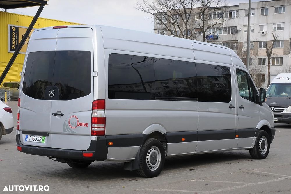 Mercedes-Benz Sprinter - 4