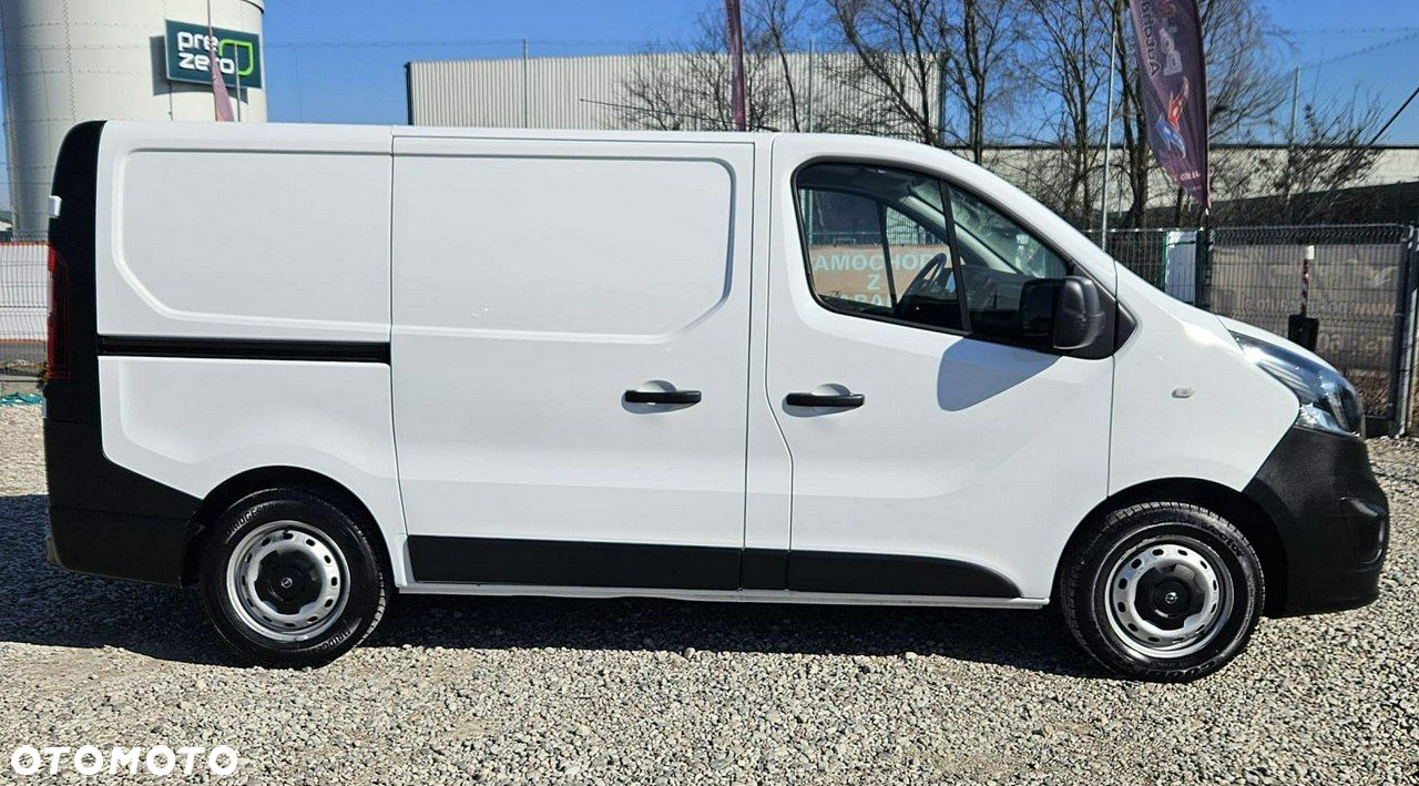 Opel Vivaro - 17