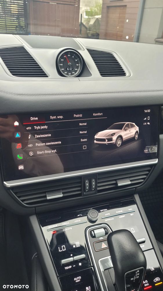 Porsche Cayenne Standard - 21