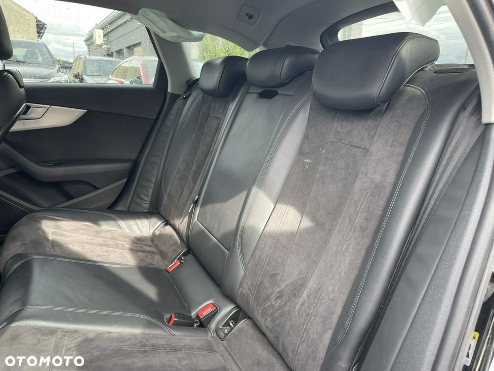 Audi A4 Avant 40 TDI quattro S tronic - 9
