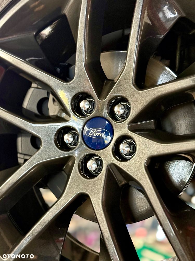 Ford Edge 2.0 TDCi Bi-Turbo 4x4 Sport - 28