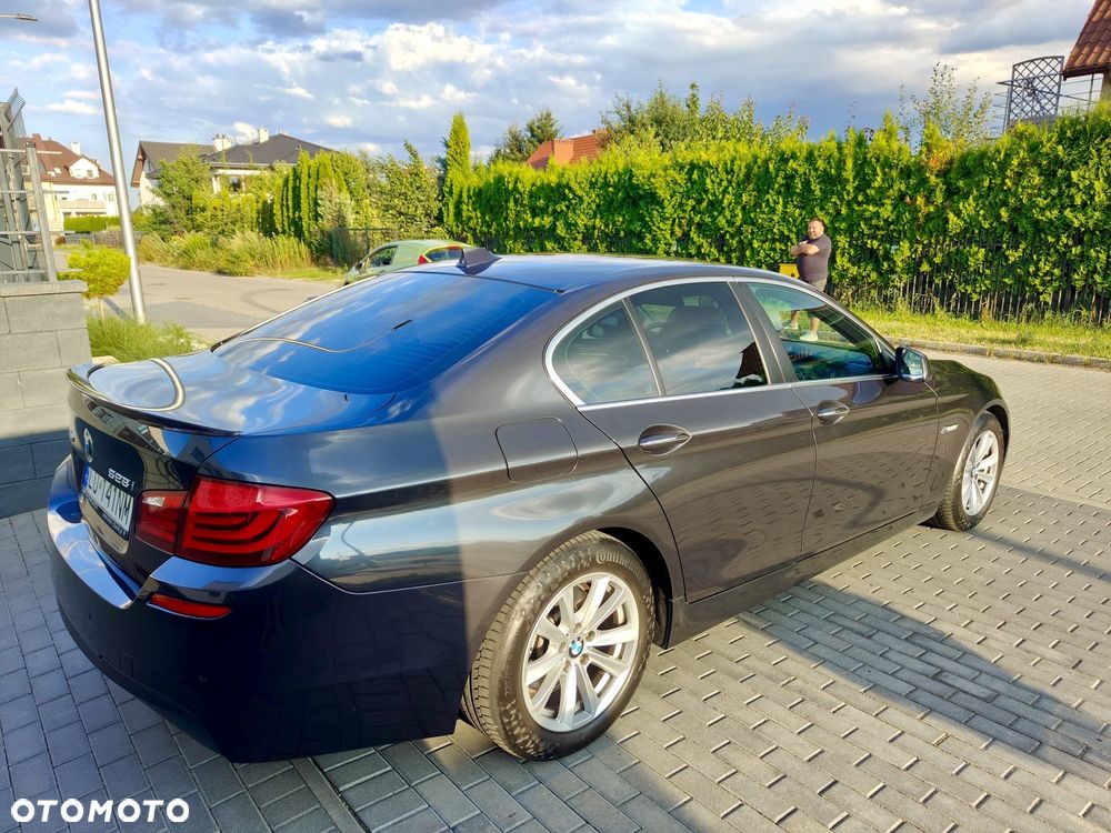 BMW Seria 5 528i xDrive - 3