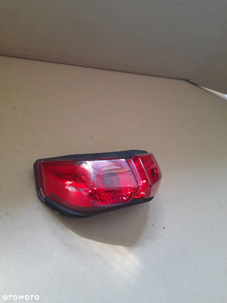 YAMAHA FZ8 10-15 LAMPA TYŁ - 3