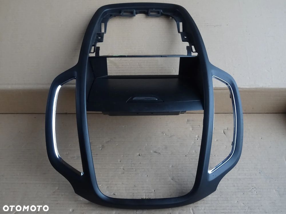 OPEL ZAFIRA C RAMKA DESKI RADIO NAWIEWY SCHOWEK - 2