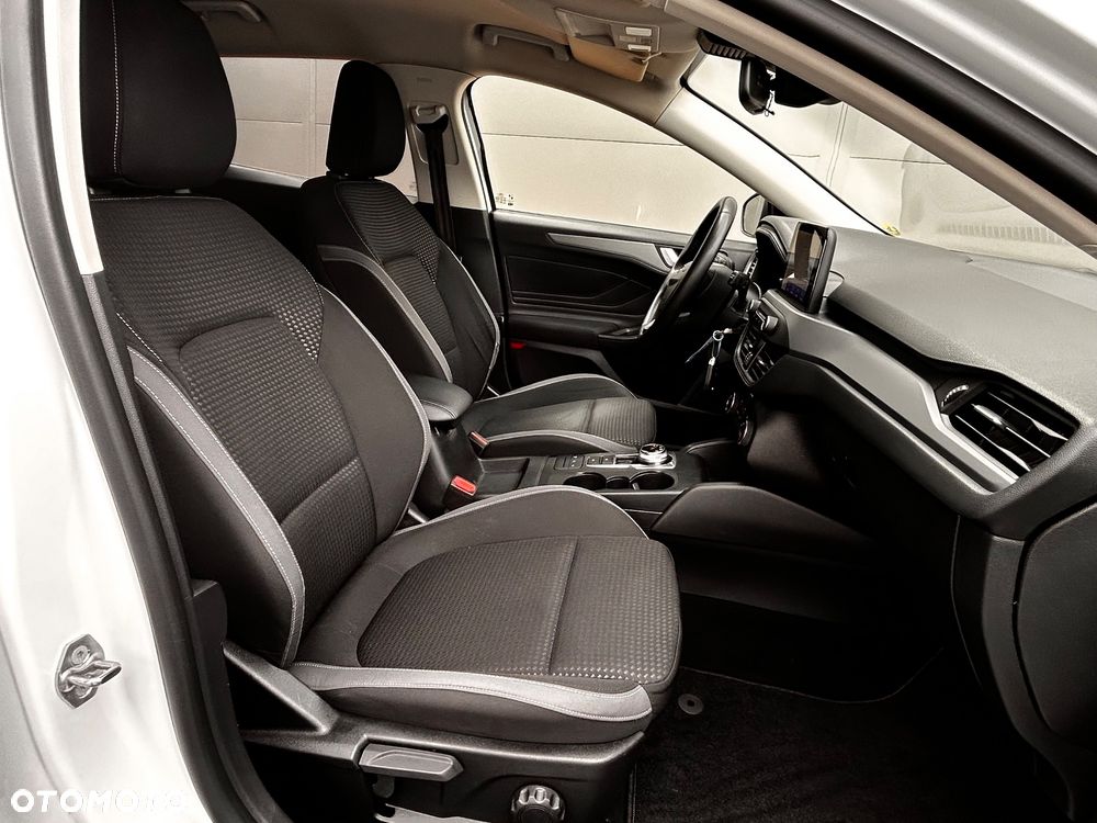 Ford Focus 1.5 EcoBlue Start-Stopp-System ACTIVE STYLE - 26
