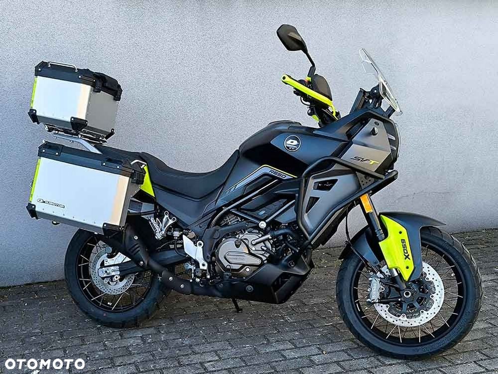 QJMOTOR SVT 650X - 6