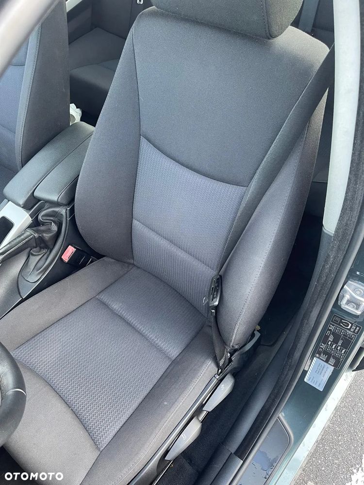 BMW Seria 3 320d xDrive - 19