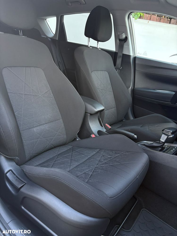 Hyundai Bayon 1.0 T-GDI M-Hybrid 100 CP 7DCT Led Line - 10