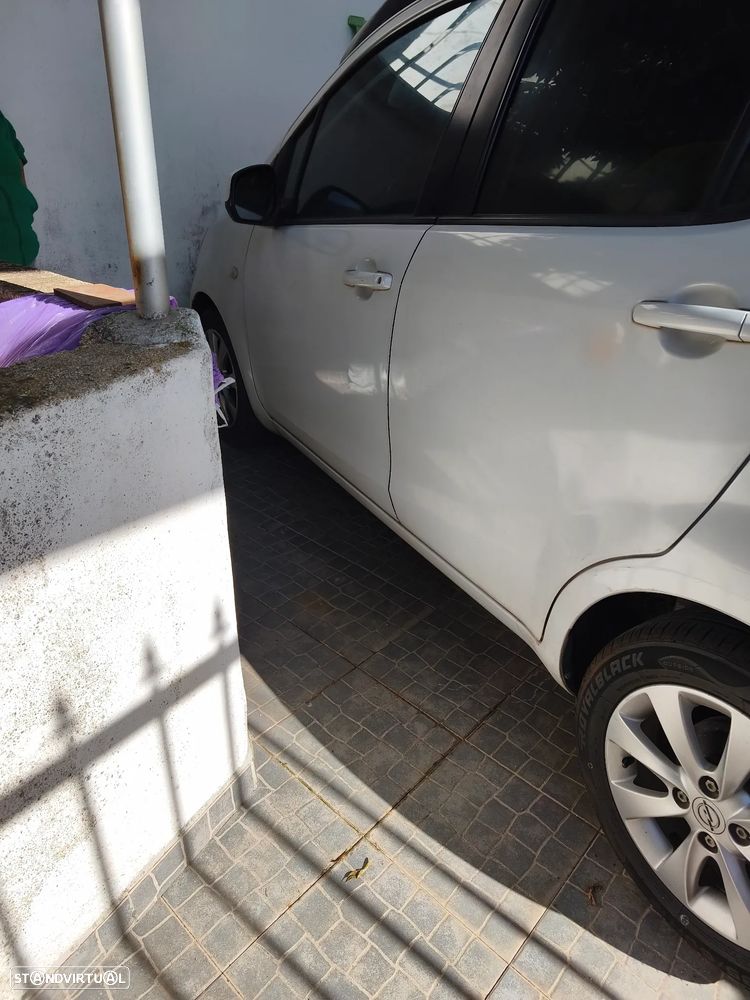 Opel Agila - 8