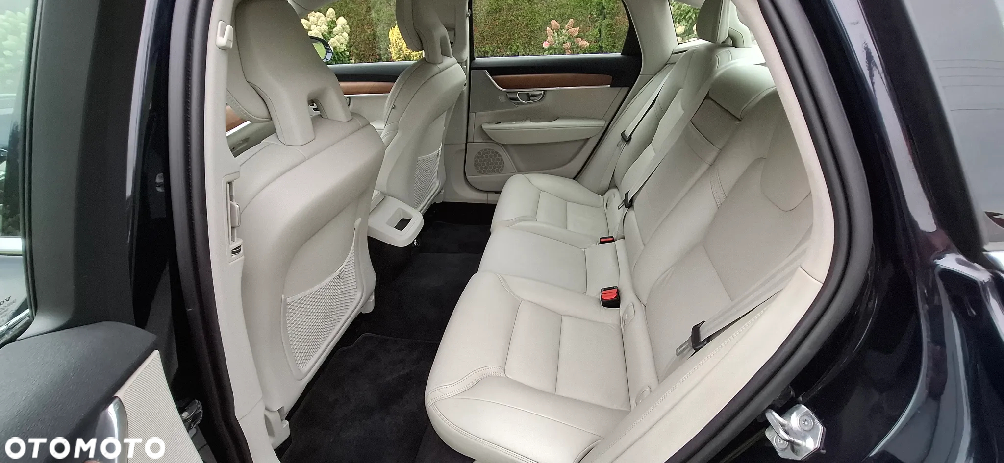 Volvo S90 D4 Inscription - 9
