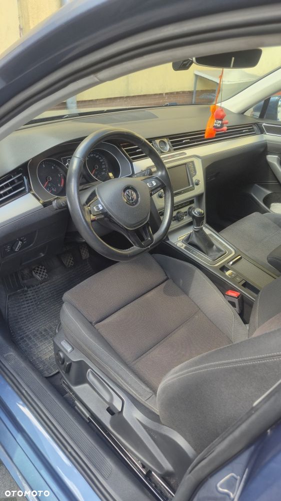 Volkswagen Passat Variant - 6