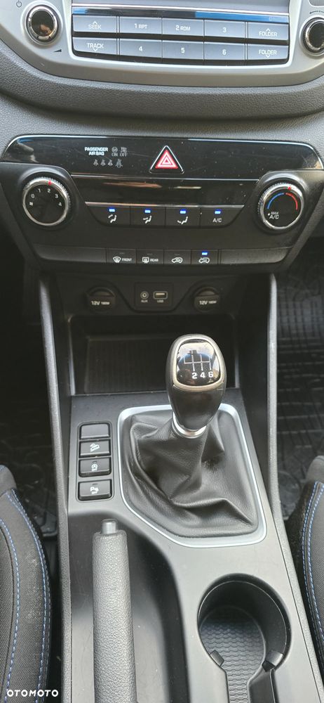 Hyundai Tucson 1.7 CRDI BlueDrive Comfort 2WD - 12