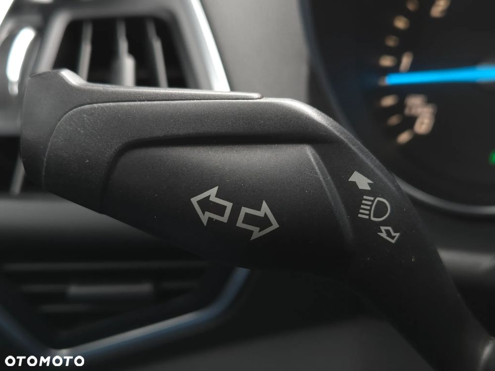 Ford Kuga 2.0 TDCi 2x4 Individual - 26