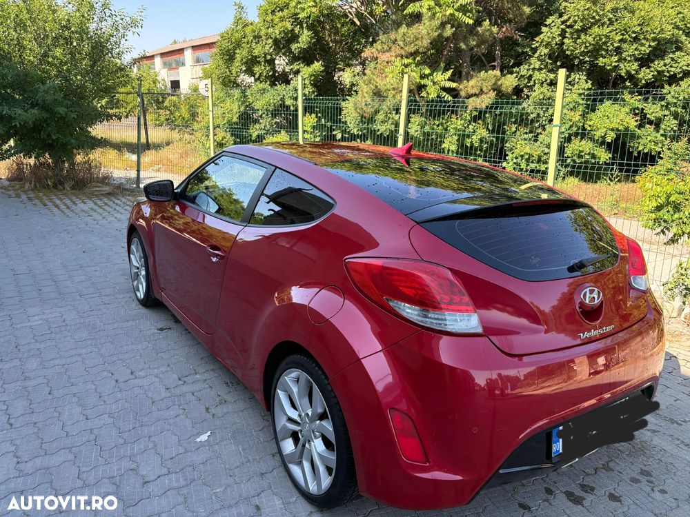 Hyundai Veloster 1.6 GDi DOHC - 3