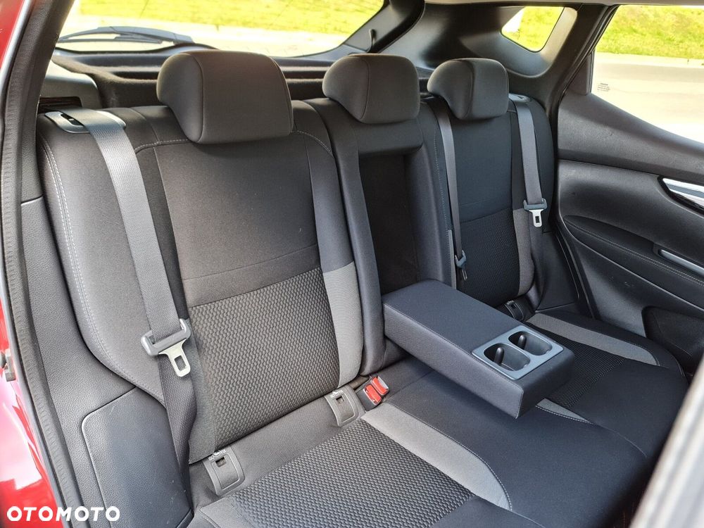 Nissan Qashqai - 35