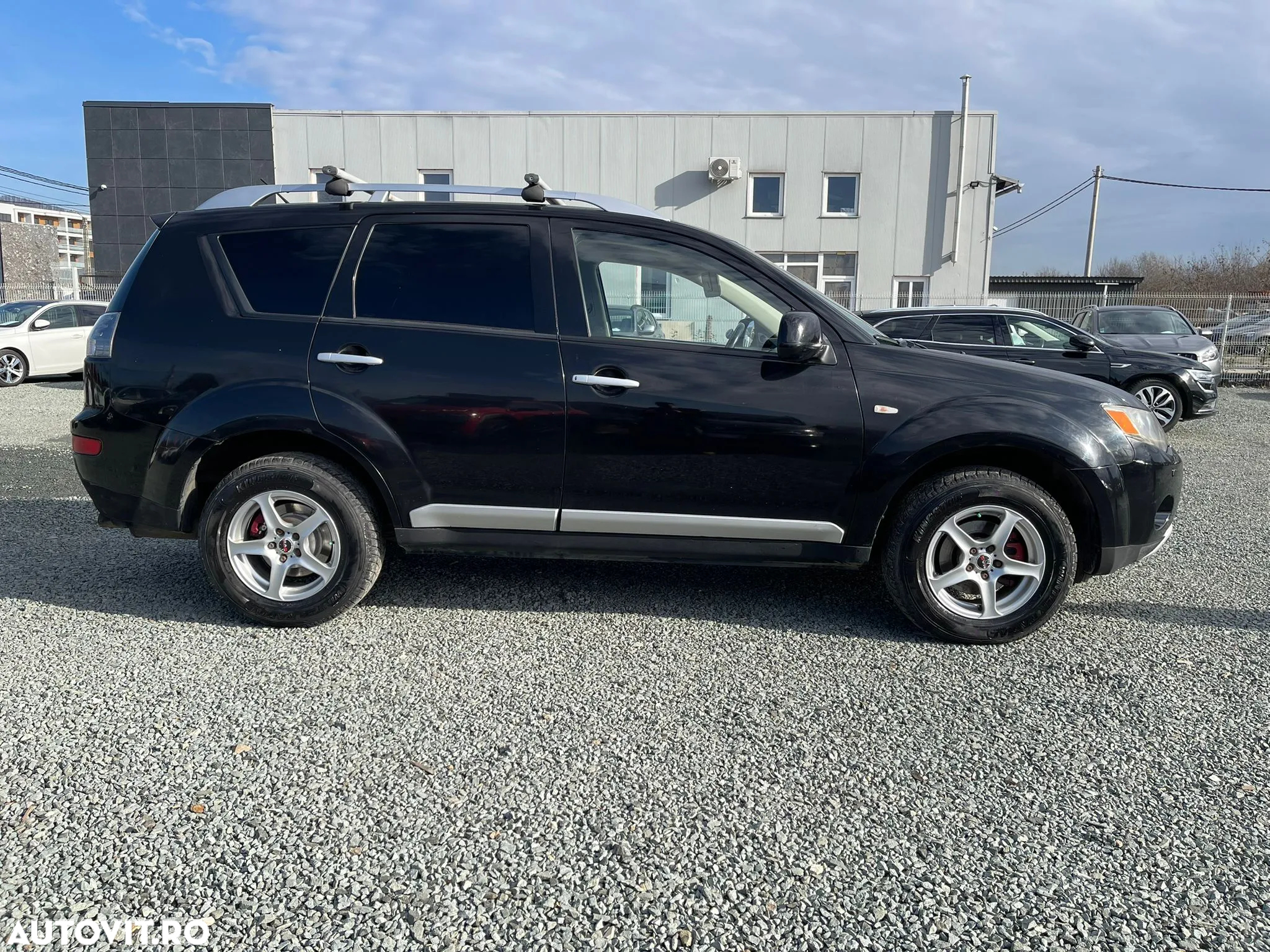 Mitsubishi Outlander 2.2 DI-D NAVI Instyle - 15