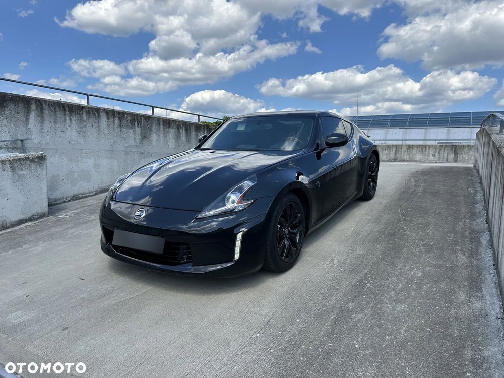 Nissan 370 Z Black Edition - 12