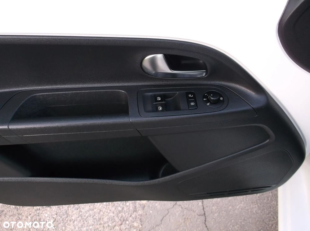 Volkswagen up! club - 23