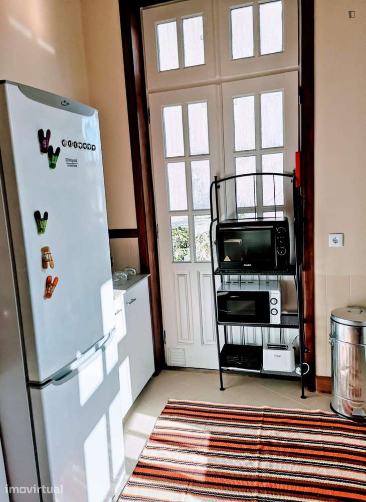 Quarto - localizado em Sé de Braga e São Lázaro Braga - Grande imagem: 3/20