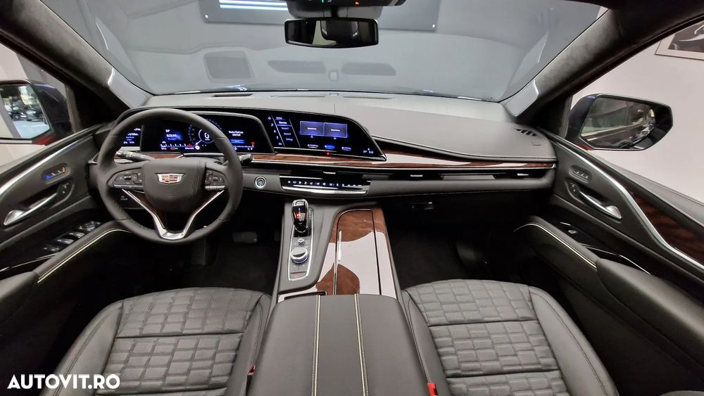 Cadillac Escalade 6.2 V8 AWD AT Premium - 2