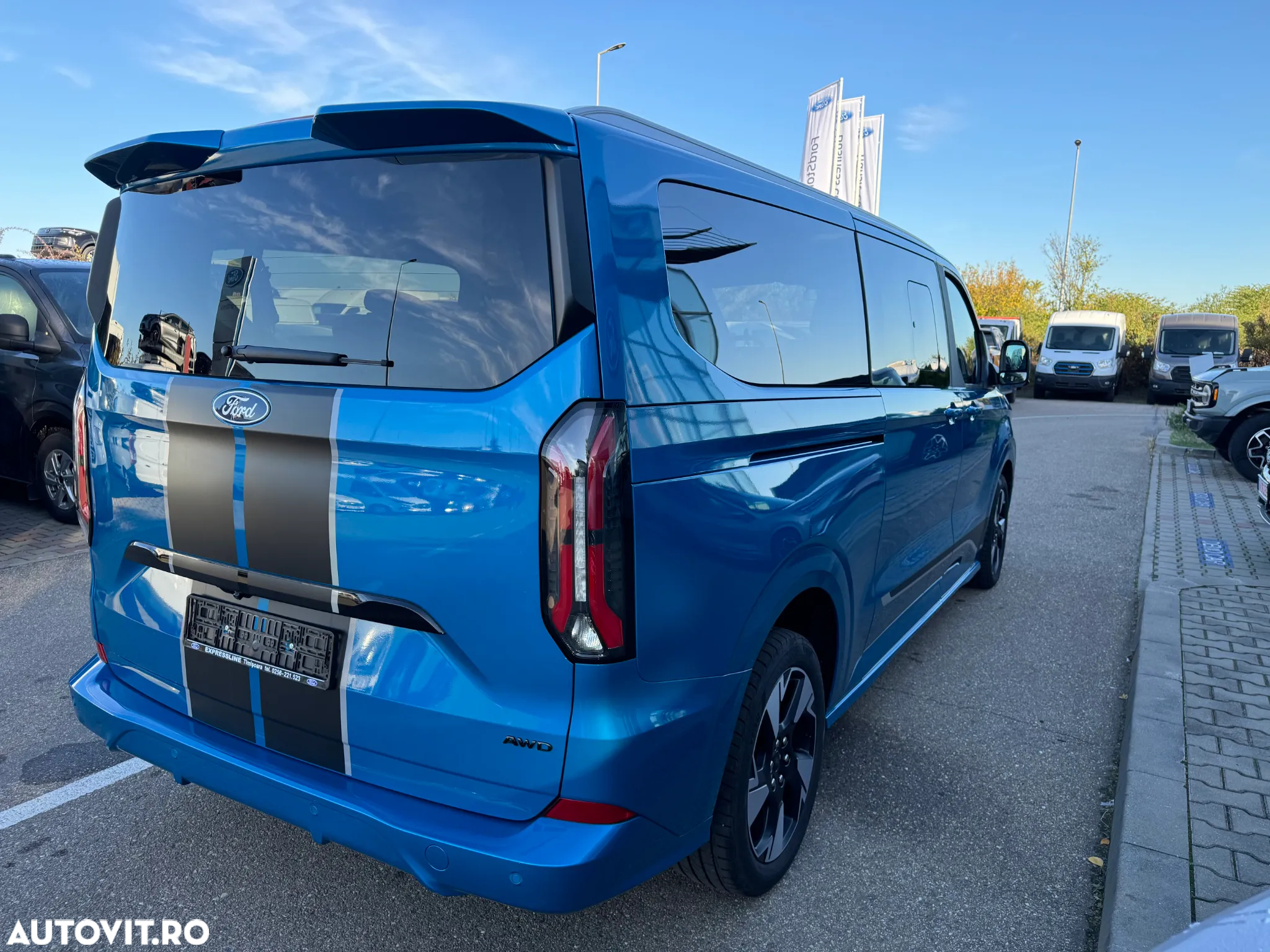 Ford Tourneo Custom - 5