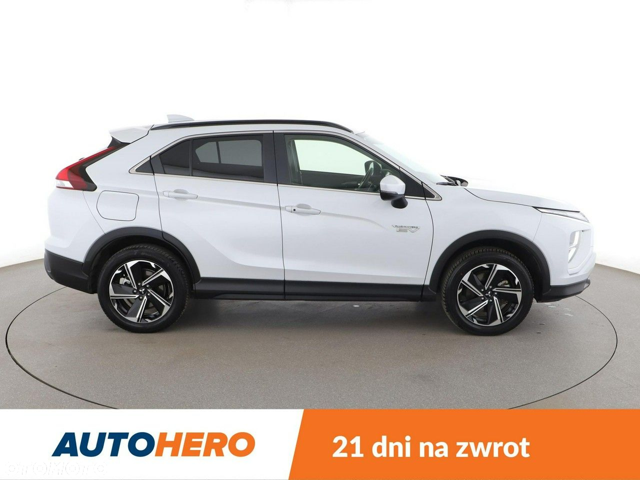 Mitsubishi Eclipse Cross Plug-In Hybrid 4WD Basis - 10