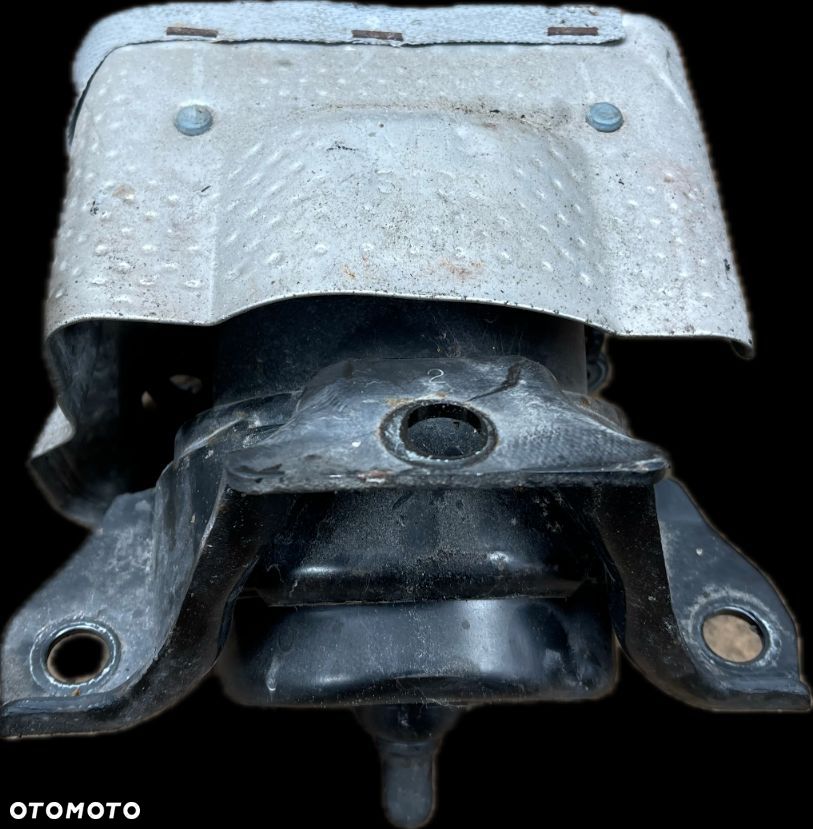 P8 GMC YUKON XL DENALI IV 2015 - 6.2 V8 ŁAPA PODUSZKA SILNIKA 84175582 - 4