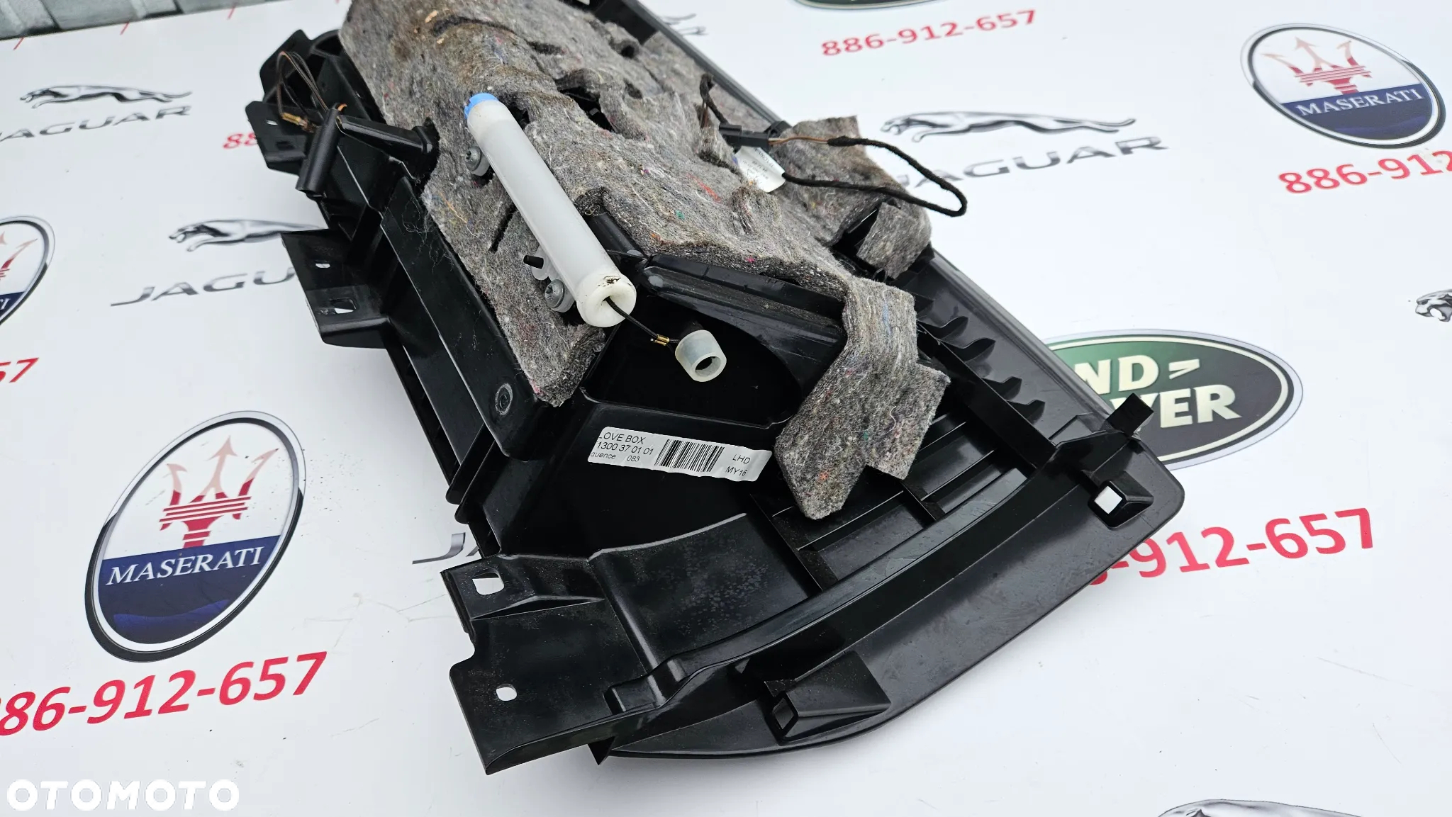 Jaguar XJ 351 LIFT 2015-2019 Schowek pasażera Kolor czarny - 9