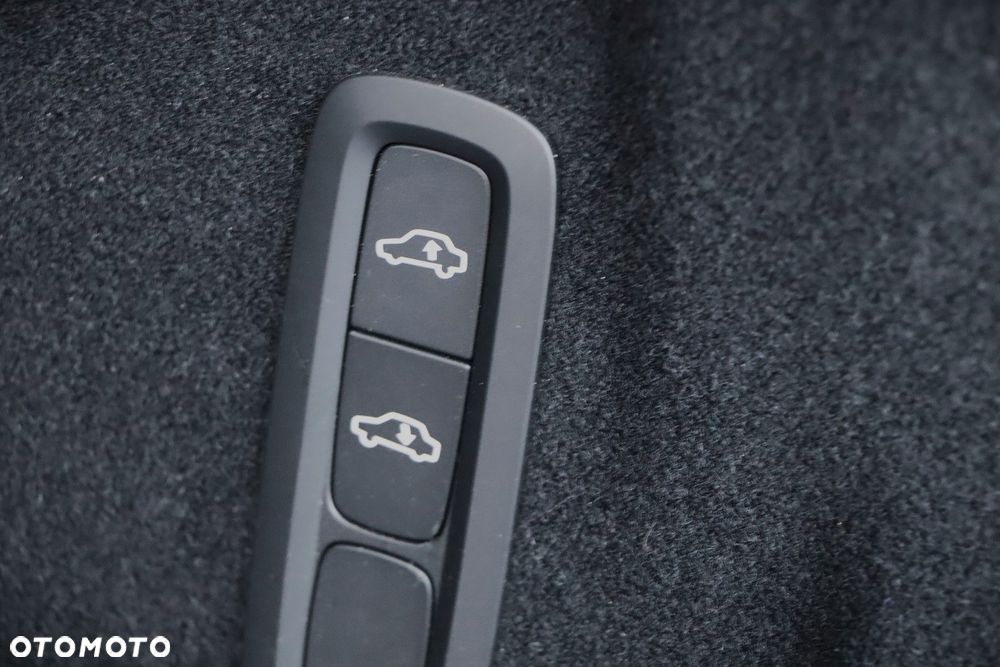 Volvo XC 60 - 33