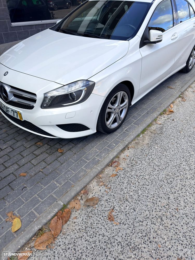 Mercedes-Benz A 180 d Urban - 13