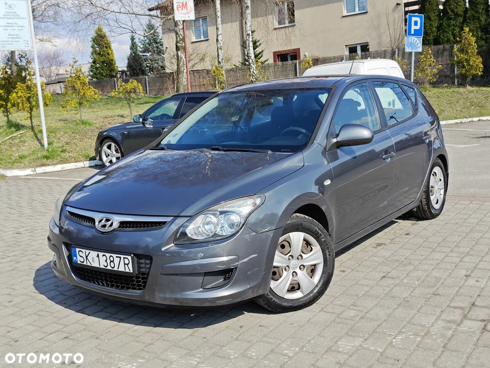 Kia Ceed - 1