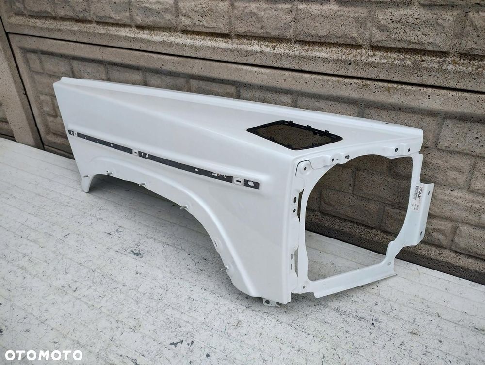 mercedes g klasa w463 w464 błotnik prawy przedni oryginał - 2