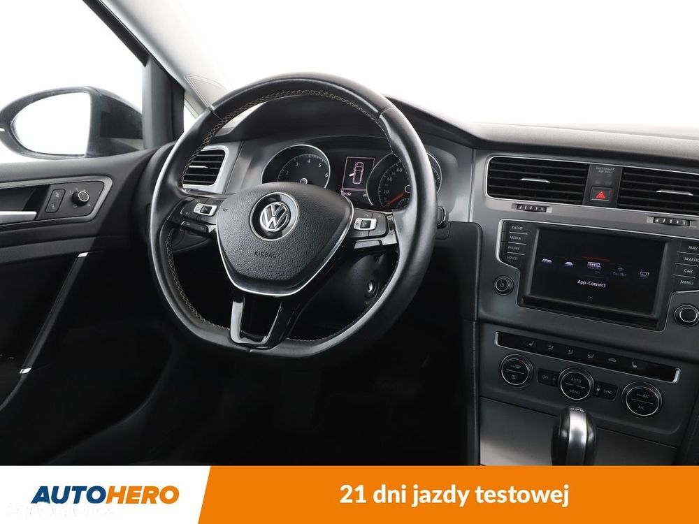 Volkswagen Golf - 13