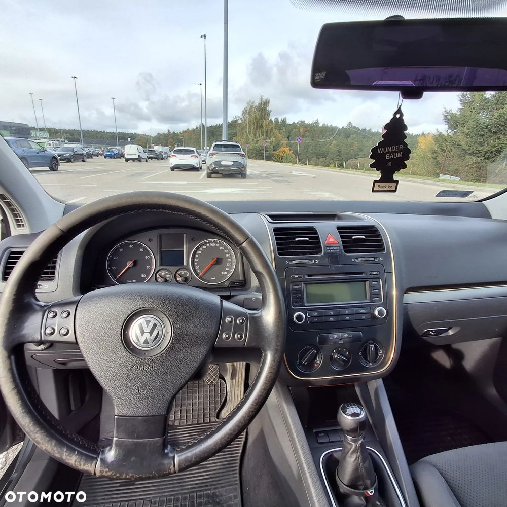 Volkswagen Golf V 1.6 FSI Comfortline - 13