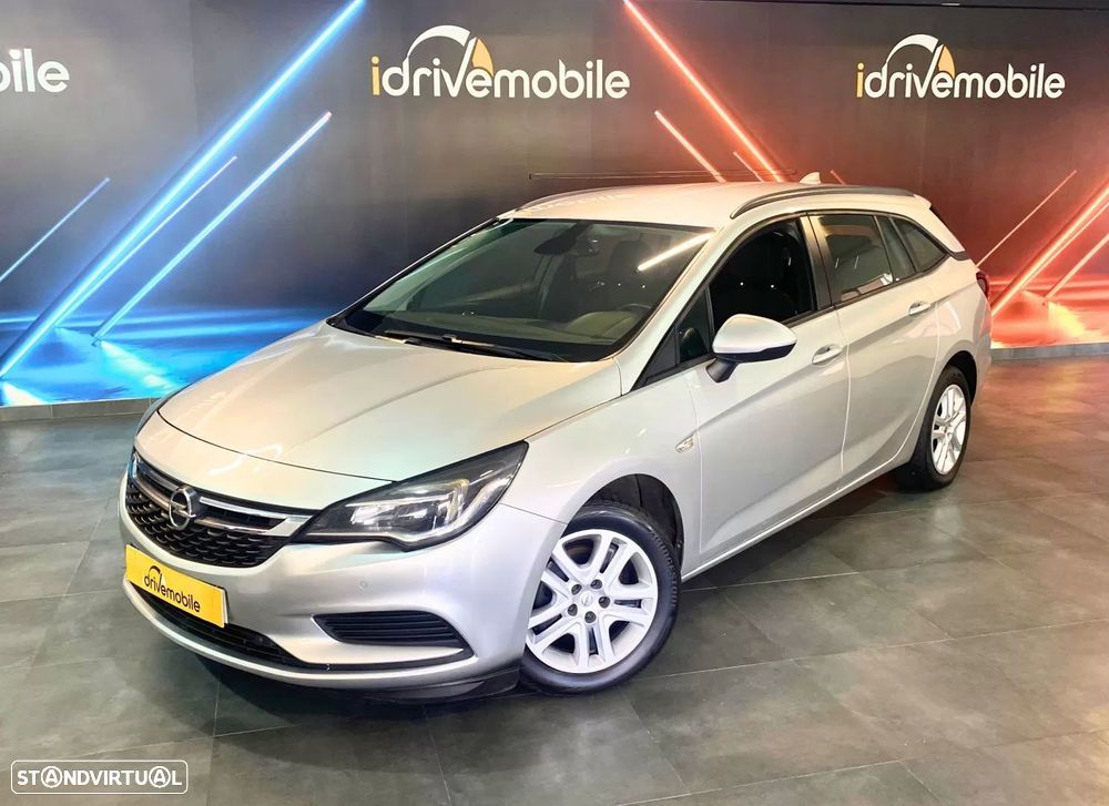 Opel Astra Sports Tourer - 2