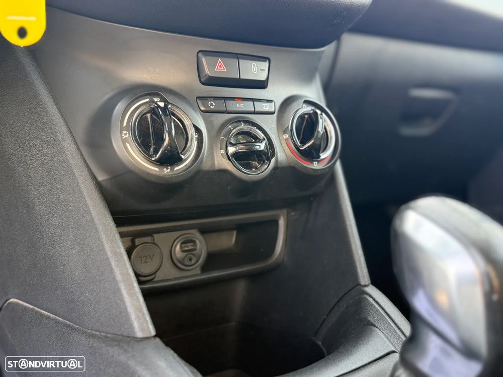 Peugeot 208 1.2 PureTech Style - 17