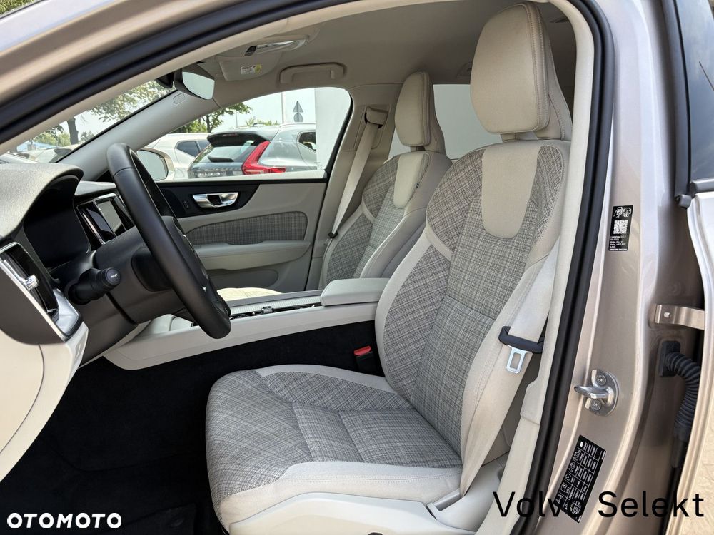 Volvo V60 - 10