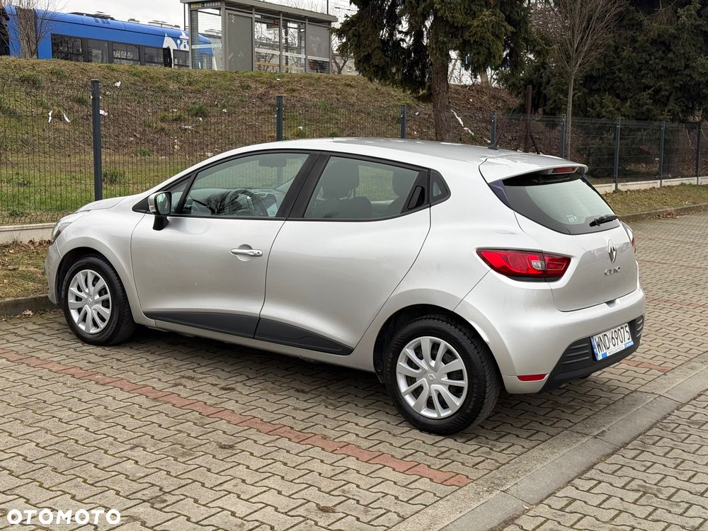Renault Clio 1.2 16V Alize - 26