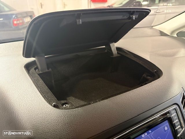 VW Sharan 2.0 TDI DSG (BlueMotion ) Highline - 31