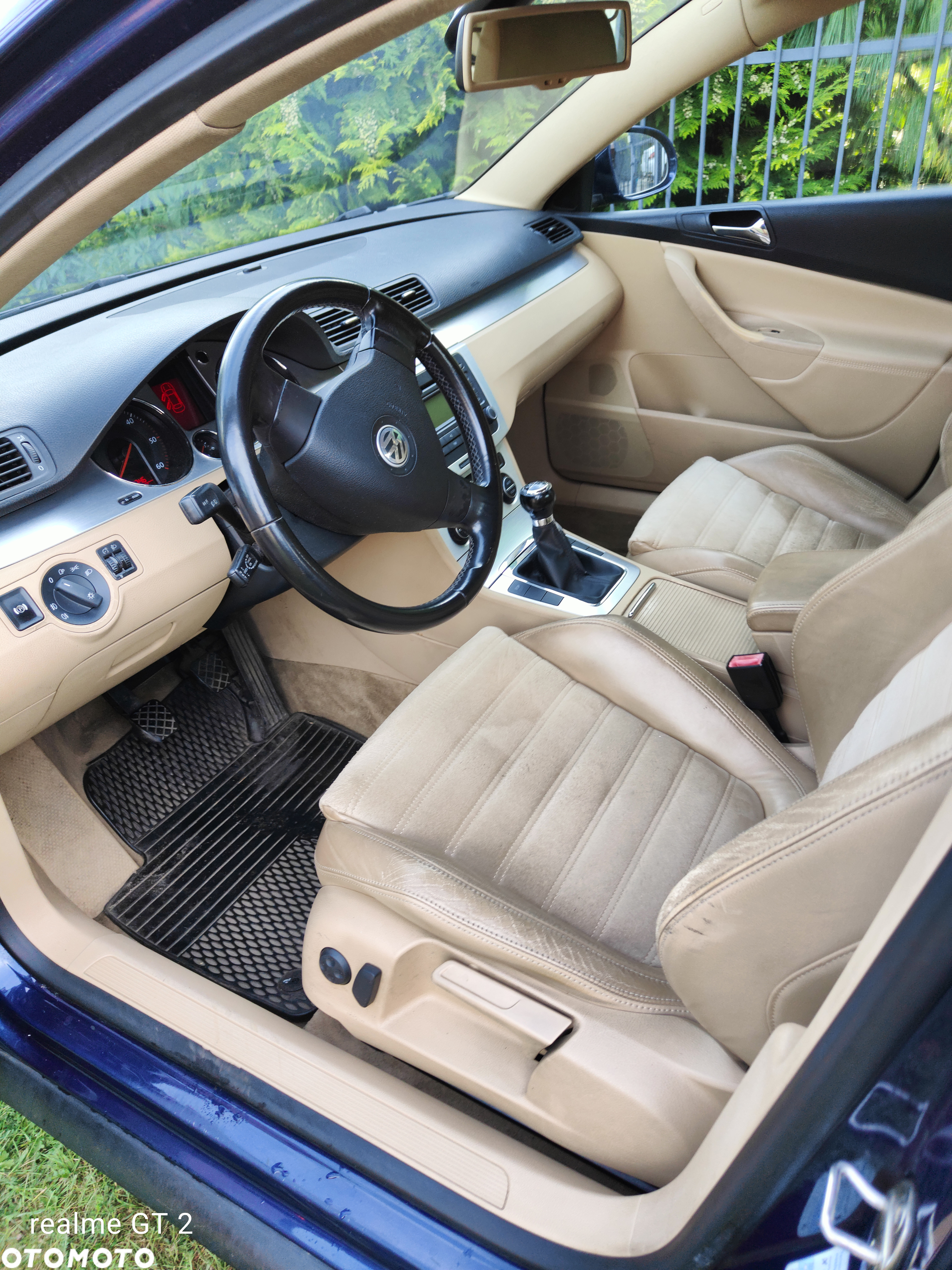 Volkswagen Passat 2.0 TDI Highline - 12