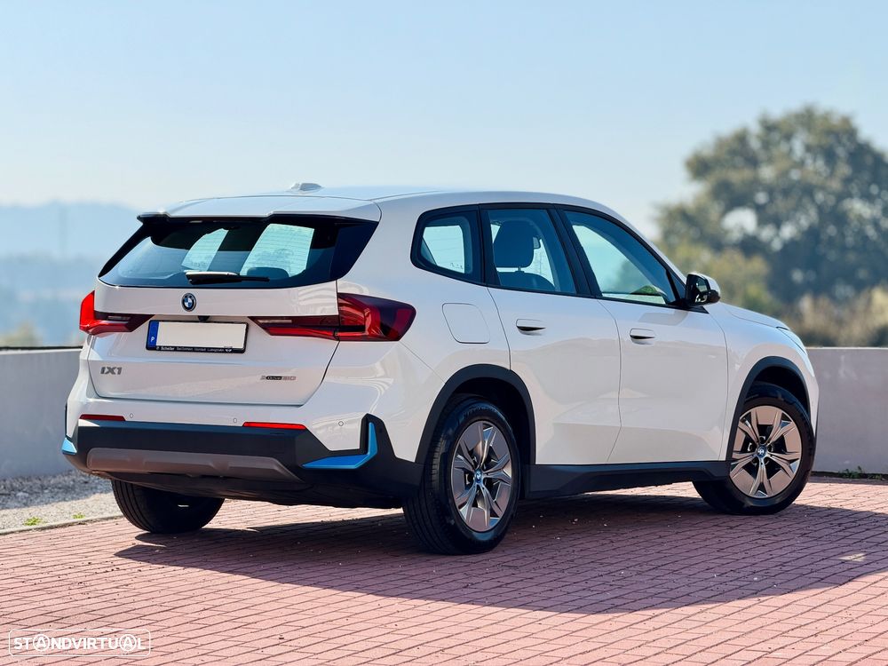 BMW iX1 xDrive30 - 6