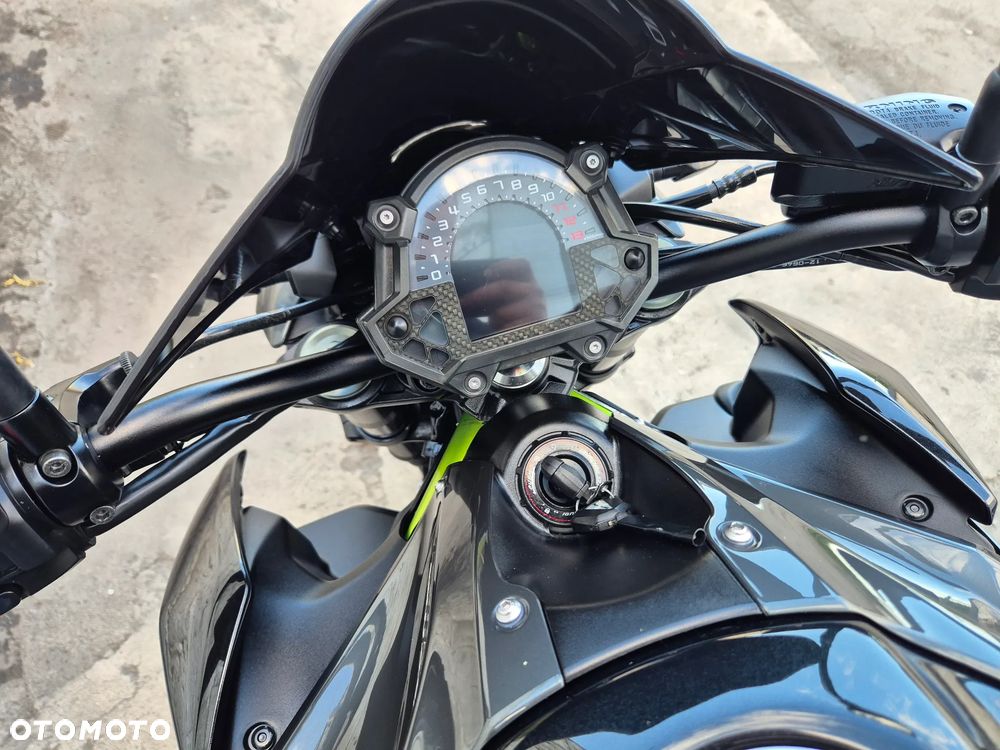 Kawasaki Z 900 - 15