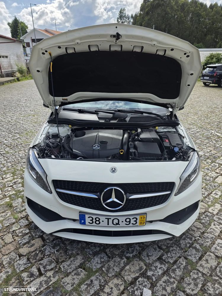 Mercedes-Benz A 200 d AMG Line - 4
