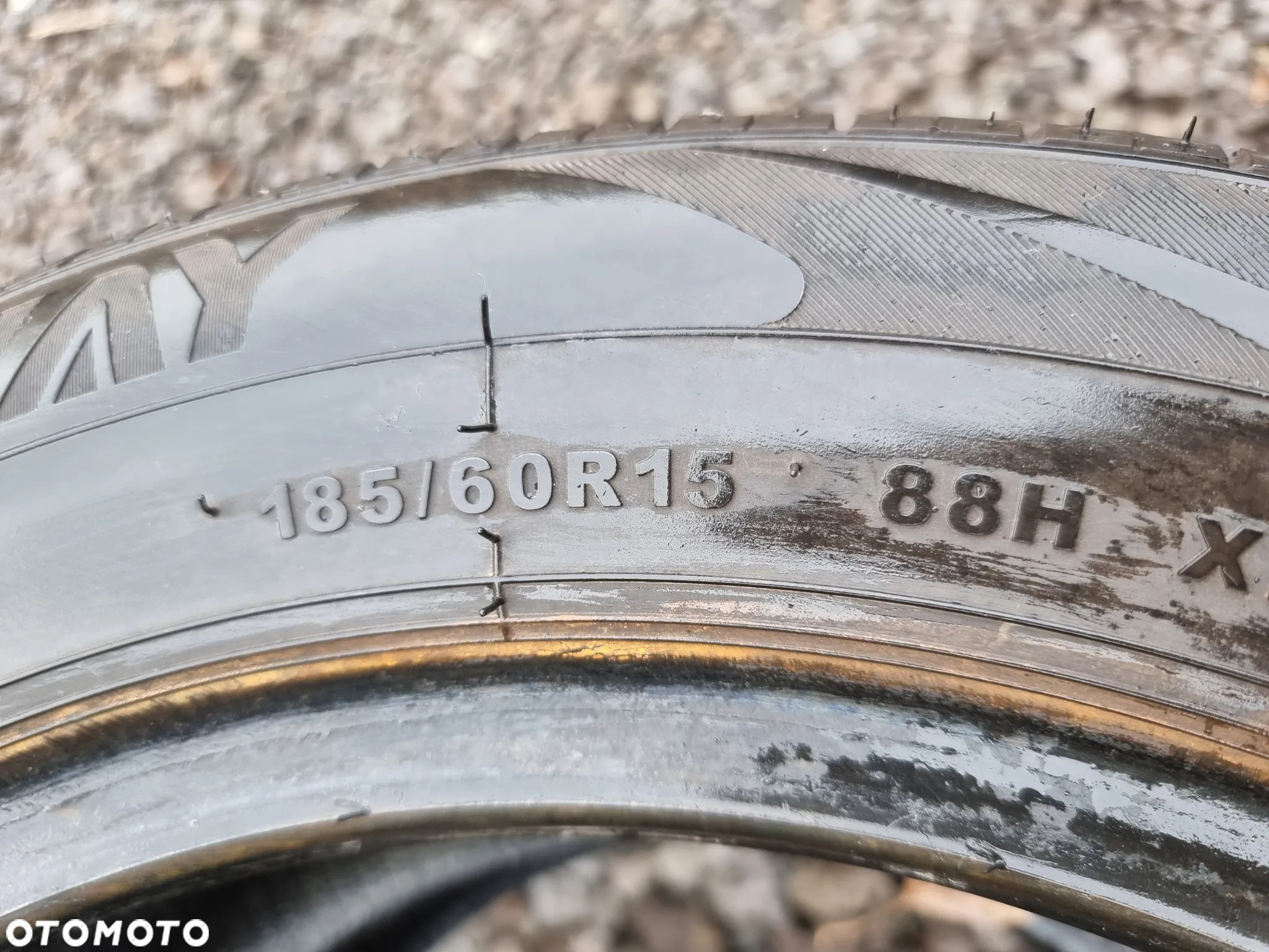 RUNWAY 185/60R15 88H ENDURO HP (2szt.) (1x6,0 1x6,5) (DOT: 2x0120) L407 - 4