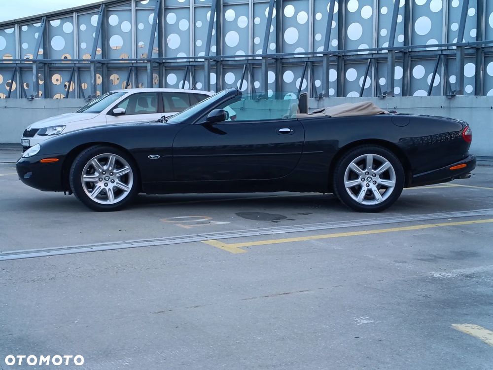 Jaguar XK8 - 5
